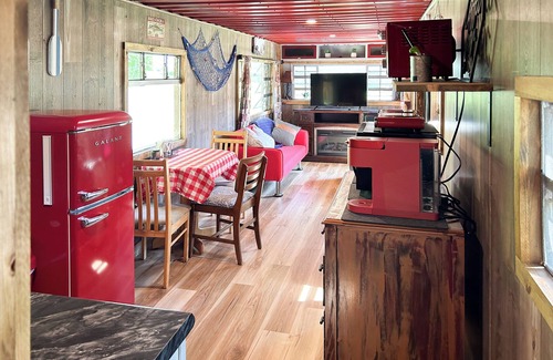 West Hickory Cabina | Eagle's Peak Cozy Cabin