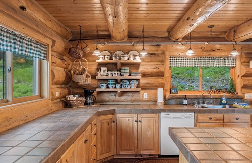 Dingle Cabina | Eagle`s Roost | 8 Bed, 5 Bath