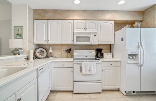 Tropical Cove Condominio | Eagle View Haven at Lexington CC Golf Village