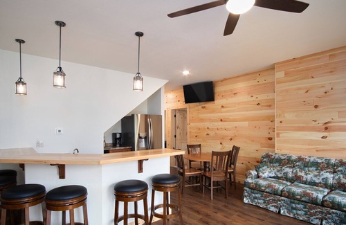 St Germain Casa | Eagles Bluff 6 Br Lakefront Cabin on 20 acres