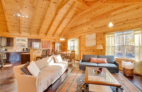 Guild Cabina | Eagles Nest Cabin w/ TN River Views!