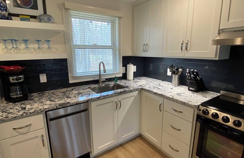 Egg Harbor Cabaña | Eagles Nest Cottage in Egg Harbor, Door County, WI
