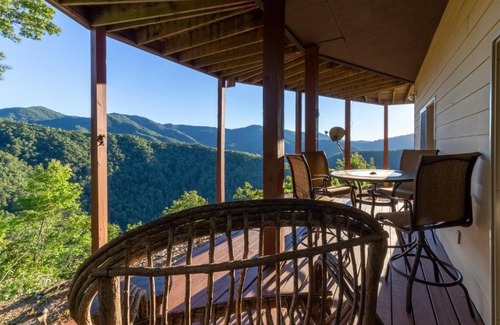 Alarka Casa | Eagles Nest