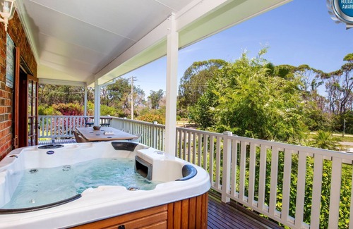 Callala Bay Casa | Eagles Point - Water Views & Spa - Pet Friendly