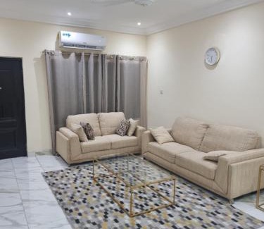 Madina Apartamento | Earl Lodge