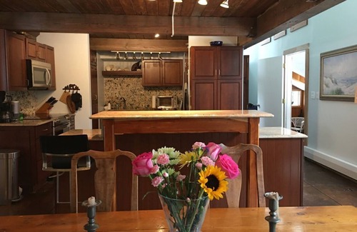 Stratton Chalet De Esquí | Early booking special for Xmas, MLK, and February break. Ski Mt Snow or Stratton