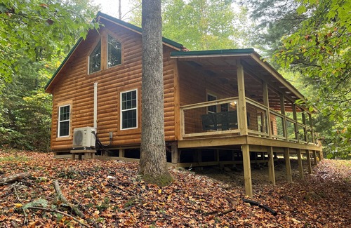 Primrose Cabina | PERFECT SUMMER GETAWAY! Charming 2bedroom cabin-peaceful-close to Natural Bridge