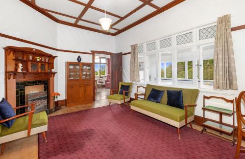 Waipu Casa | Early Settler Homestead - Waipu Holiday Home