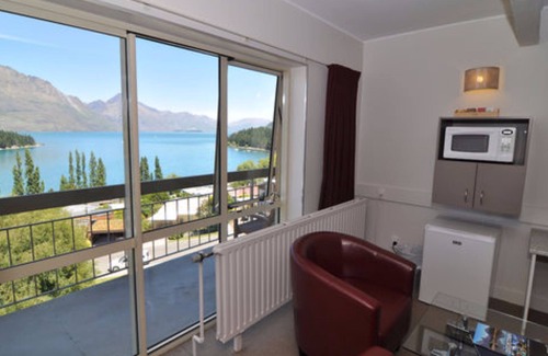 Queenstown Hotel | Earnslaw Lodge