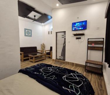 Nanpara Casa | Earth Home Katarniaghat