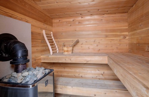 Gallatin Gateway Casa | Earthship Sustainable Home Experience in Big Sky