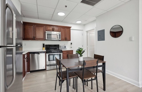 Central Business District Apartamento | East 225 I Modern Studio in Downtown Rochester