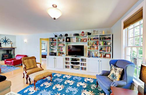 East Boothbay Casa | East Boothbay Gardens