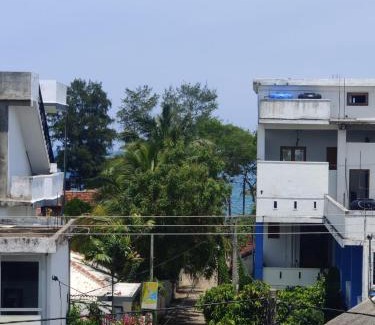Pottuvil Division 2 Hotel | East Breeze