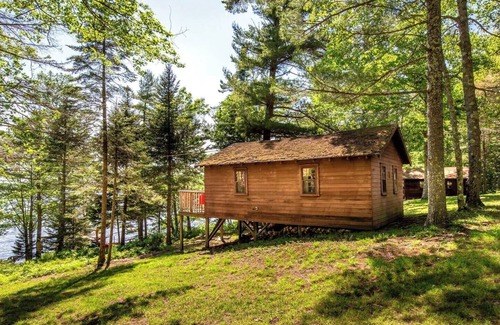 Bremen Cabina | East Camp Stay - Cabin 1 + 3 + 4