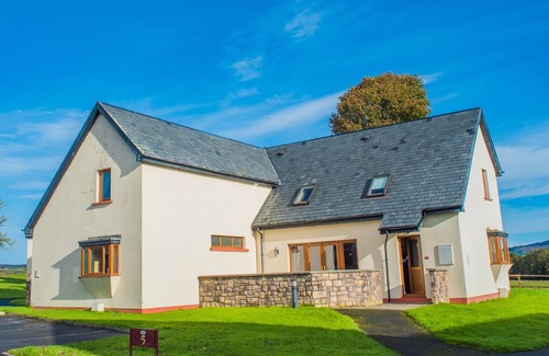 Bodyke Complejo | East Clare Golf Village