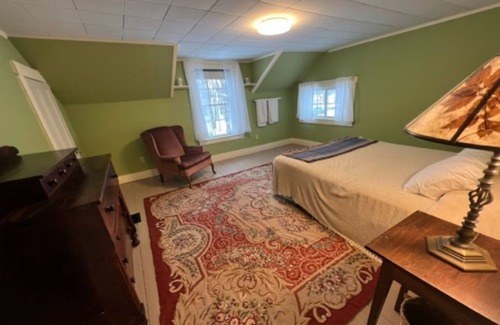 Craftsbury Otro | East Craftsbury, VT historical. 9 bedroom 5.5 bath home .