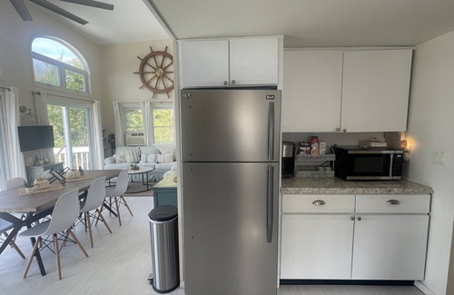 Woodcliff Park Casa | East End Retreat, Northfork LI - ¡Pasos a la playa! - Alquileres mensuales disponibles