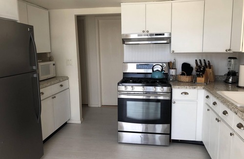 Woodcliff Park Casa | East End Retreat, Northfork LI - ¡Pasos a la playa! - Alquileres mensuales disponibles