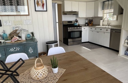 Woodcliff Park Casa | East End Retreat, Northfork LI - ¡Pasos a la playa! - Alquileres mensuales disponibles