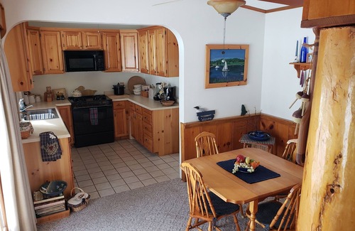 Forest CIty Cabaña | East Grand Lake Cottage