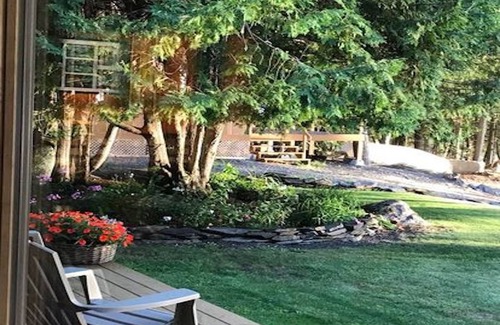 Forest CIty Cabaña | East Grand Lake Cottage