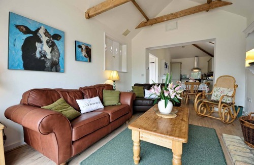 Saxmundham Cabaña | East Green Farm Cottages - The Granary - sleeps 4 - Aldeburgh Coastal Cottages
