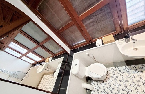 Historic George Town Casa | East Indies Mansion