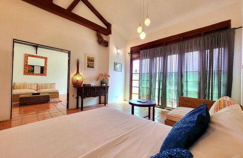 Historic George Town Casa | East Indies Mansion