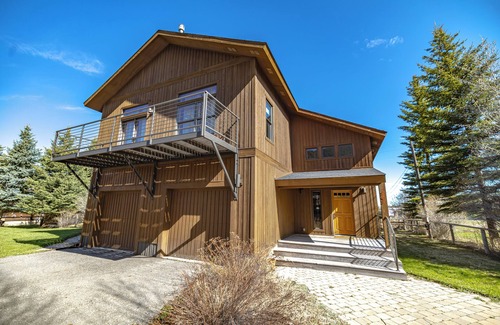 Jackson Casa | East Jackson Living with Outdoor Space and Easy Access to Cache Creek Trails!
