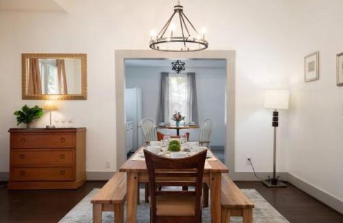 Crestline Heights Casa | East Lake Update-Close to Dining, 10min to Airport