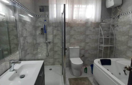 Teshie Apartamento | East Legon Gated Community