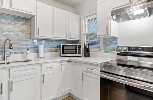 Memphis Casa | East Memphis 3bd/2ba!