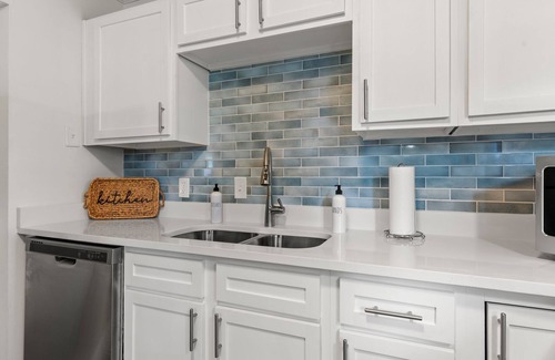 Memphis Casa | East Memphis 3bd/2ba!