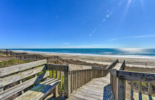 Emerald Isle Apartamento | East of the Sun Beachside Apartment with Deck!