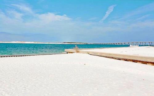 Holiday Isle Apartamento | East Pass 207