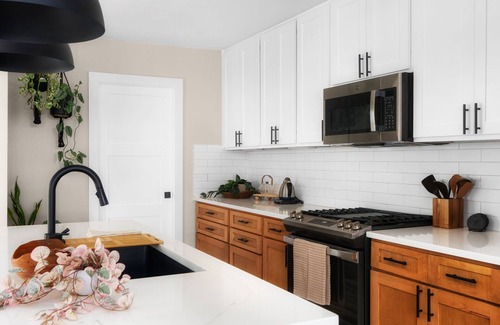 McKinley Heights Casa | East Side Sanctuary Hot Tub Sauna