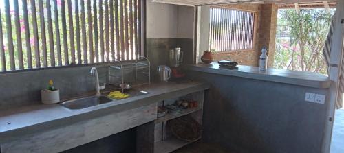 Pottuvil Division 2 Casa | East Surf Cabana
