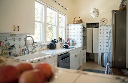 Sugar Bowl Resort Casa | East Village - Beautiful home nestled in the California's Sierra