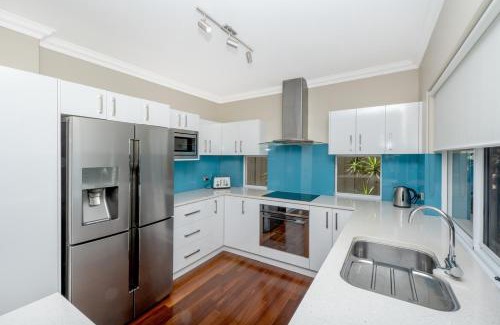 Mosman Park Casa | EAST3 - Coastal Hideaway