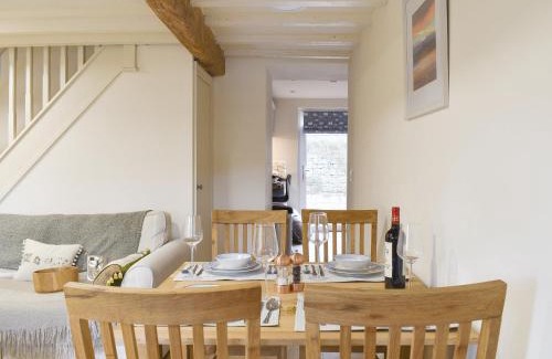 Bamford Casa | Easter Cottage