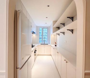 Huangpu Apartamento | Eastern Hub - Bund Branch near the Bund and Xintiandi 3 bedrooms big house