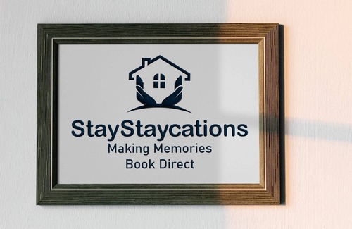 Easton Apartamento | Easton 2 by StayStaycations