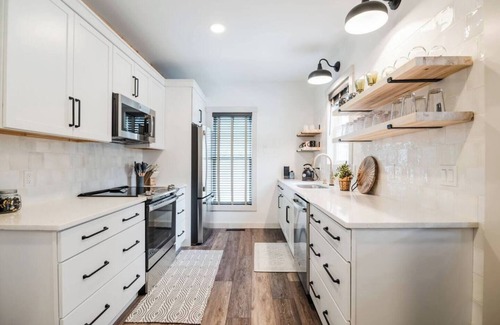 Boyne City Casa | Eastside Cozy Cottage - Blocks from Downtown BC
