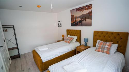 Slough Casa | Easy 2 Manage 4Bedroom House with Complimentary Parking