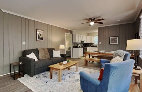 Indianapolis Casa | Easy Access&Close to Speedway-Capital City Delight