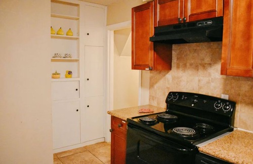 Shearer Hills - Ridgeview Casa | Easy Access, Everything Nearby, Best Value, Specious, Quiet & Safe, Airport 2mi.