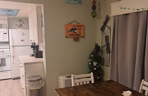 New Smyrna Beach Condominio | condominio hermoso y razonable en New Smyrna Beach cerca de todo!