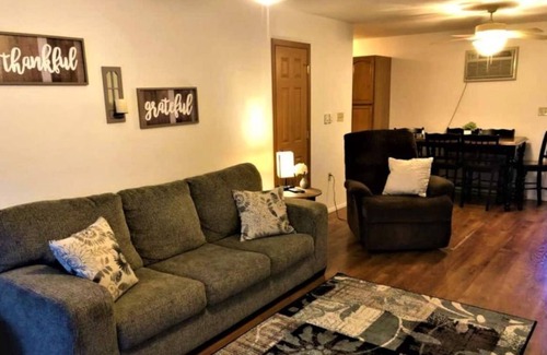 Windber Casa | Easy Access King and Queen Nestled Ranch!