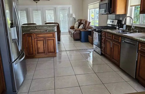 Pine Channel Estates Casa | Easy access to beautiful Keys water & a short drive to Key West fun!